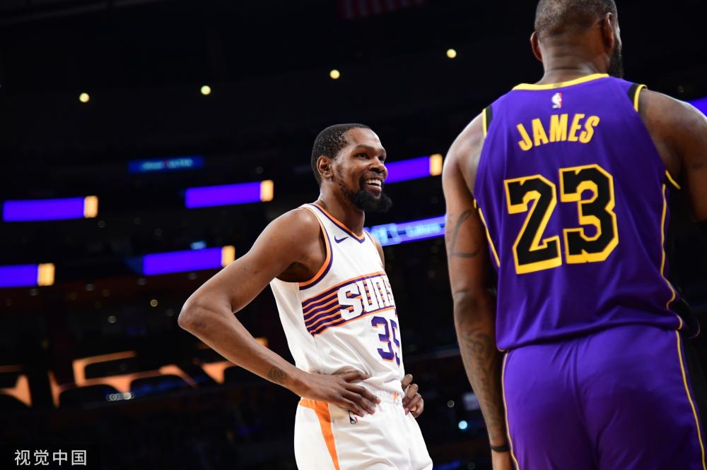 隆重举行 隆重举行